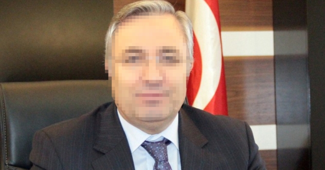 1 vali yardımcısı ile kaymakam gözaltına alındı