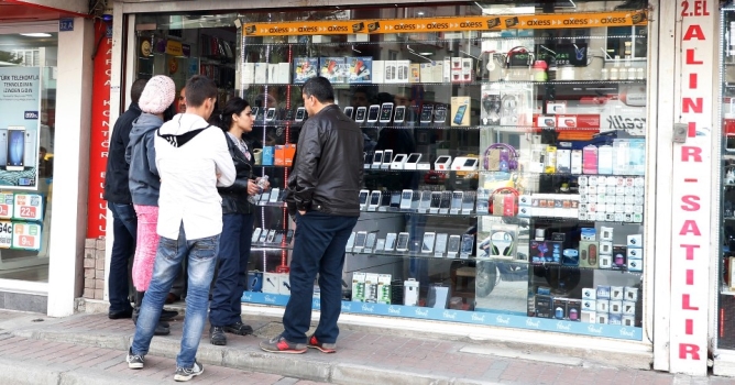 150 TL borcu için alacaklısının gasbına uğradı