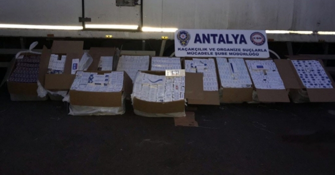 17 bin 320 paket kaçak sigara ele geçirildi