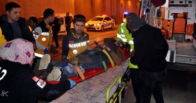 18 yaşındaki genç kız alt geçitten atladı 