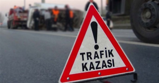 2 ayrı motosiklet kazasında 3 kişi yaralandı 