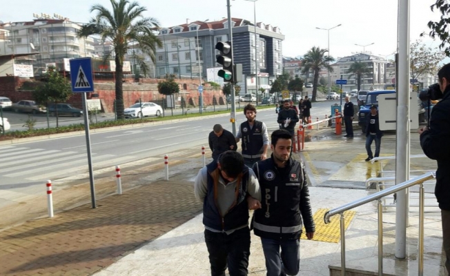 Uyuşturucu taciri polisten kaçamadı