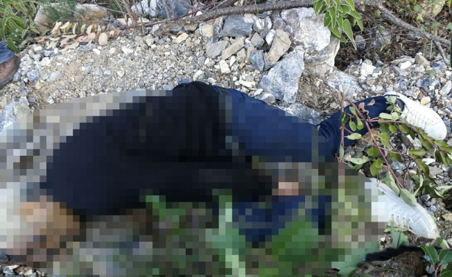 Uçurum kenarında erkek cesedi bulundu