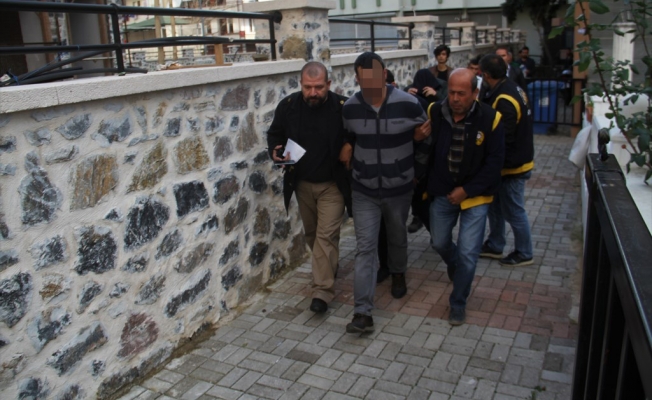 Uyuşturucuya 5 gözaltı