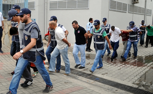 Aranan şüphelilere operasyon