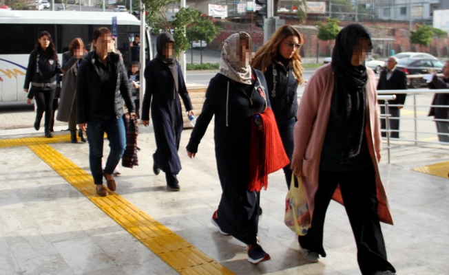 Gözaltına alınan 25 FETÖ şüphelisi adliyede