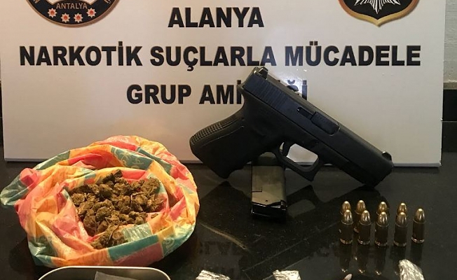 Uyuşturucu tacirleri tutuklandı