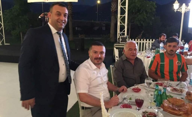 Elektrikçiler iftarda bir araya geldiler