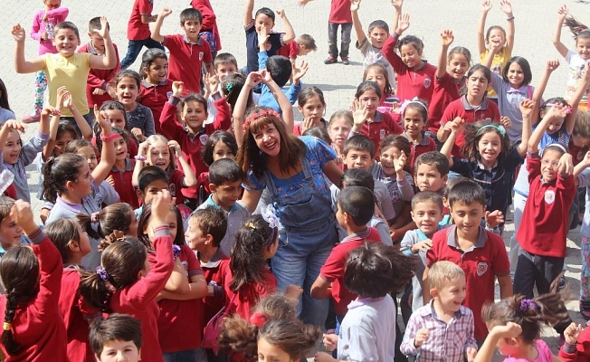 Orada bir köy var uzakta 4. Yaşında