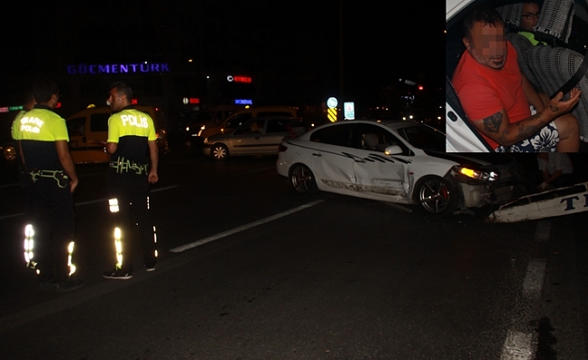 Alanya'da alkollü sürücü sert kayaya çarptı