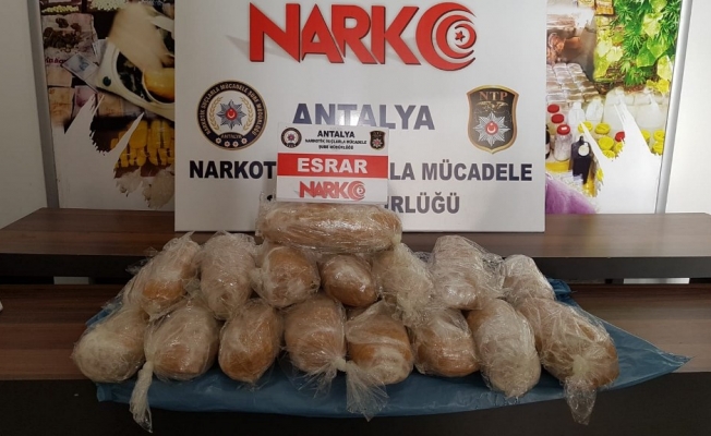 Antalya’da uyuşturucu operasyonları