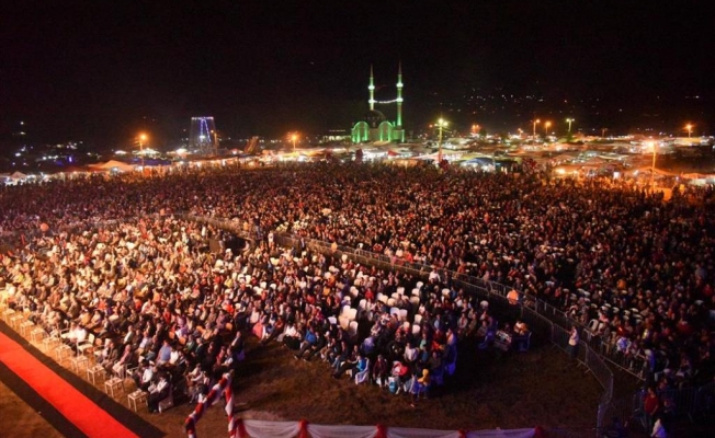 Başkan Yücel&#039;den Gökbel&#039;e davet