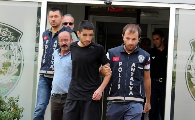 Dolandırıcılar yakayı ele verdi