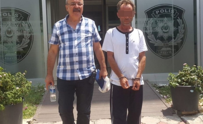 Otomobil hırsızı kırmızı ışıkta yakalandı