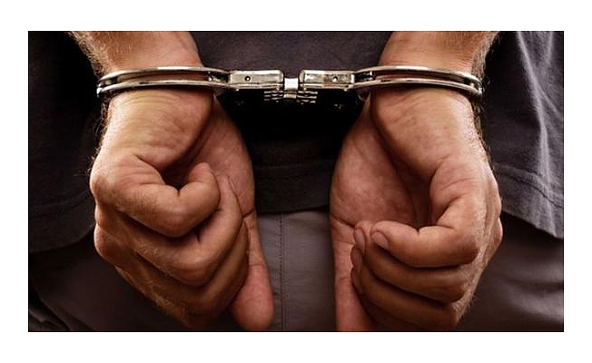 Rus turist itiraz üzerine tutuklandı