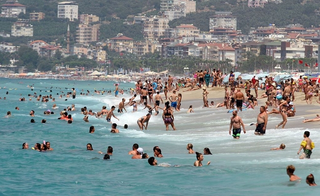 Sahiller tıklım tıklım