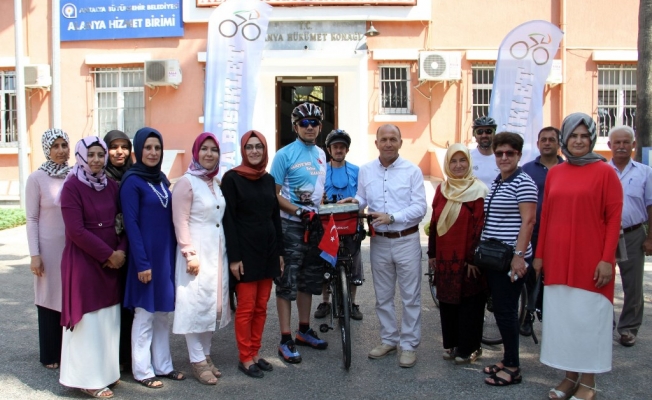 Sultan Keykubat için bisiklet turuna çıktı