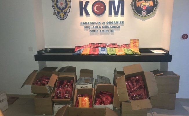 Alanya'da kaçak nargile tütünü operasyonu