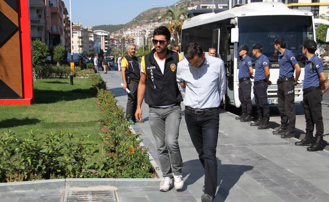 100 milyon TL’lik dolandırıcılık iddiasına 5 tutuklama