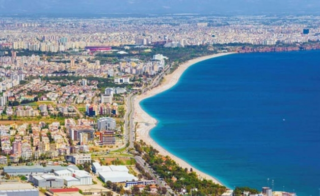 Antalya’yı turizm de kurtaramadı
