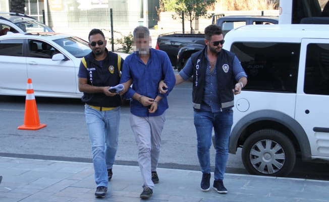 Cezaevi firarisi müdür yakalandı