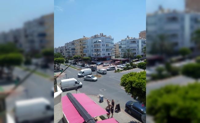 İşlek caddelerde lamba krizi