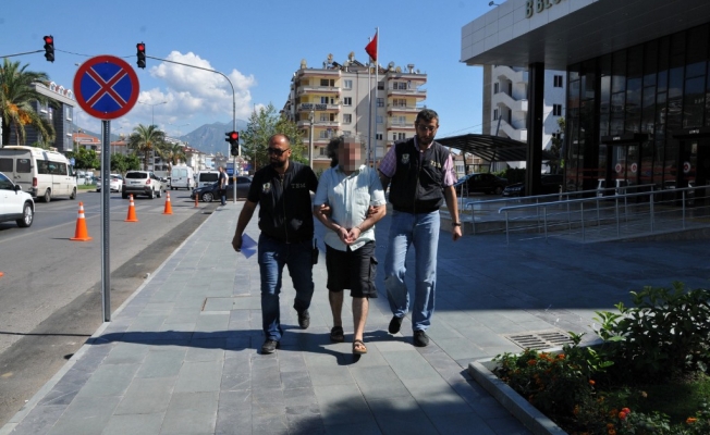 Eski emniyet müdürü FETÖ'den yakalandı