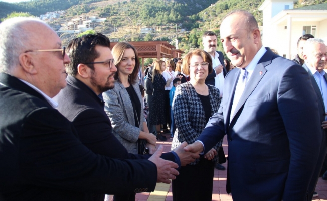 Zamanoğlu ailesi, Bakan Çavuşoğlu ve Başkan Türel ile görüştü