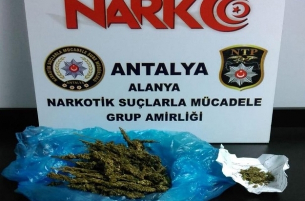 Alanya'da uyuşturucu taciri yakalandı