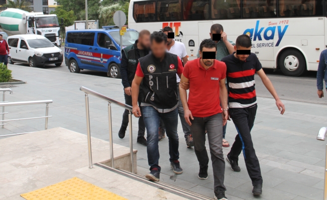 Gaziantep’ten Alanya’ya uyuşturucu getiren 4 şüpheli tutuklandı!