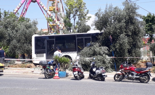 Alanya'da freni boşalan halk otobüsü korkuttu!
