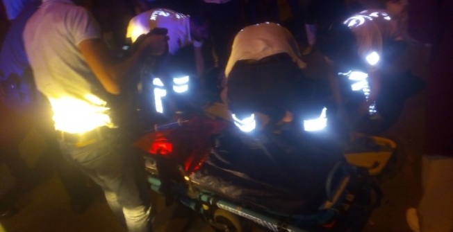 Alanya’da motosikletle minibüs çarpıştı: 1 ağır yaralı