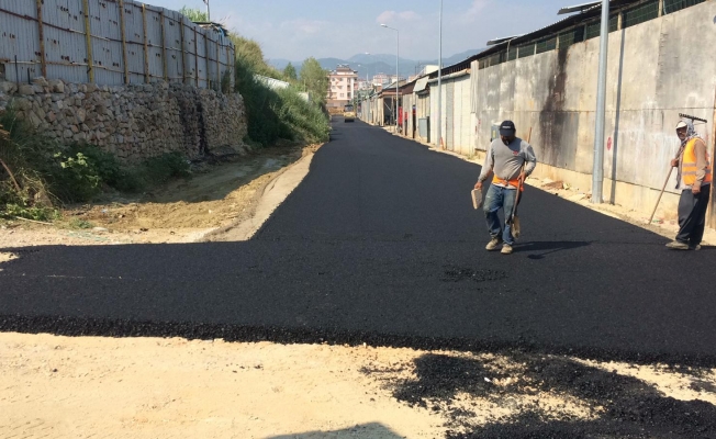 Başkan Böcek talimat verdi, Alanya'da ki o yol asfaltlandı