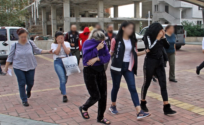 Alanya’da fuhuş operasyonu: 4’ü kadın 6 gözaltı