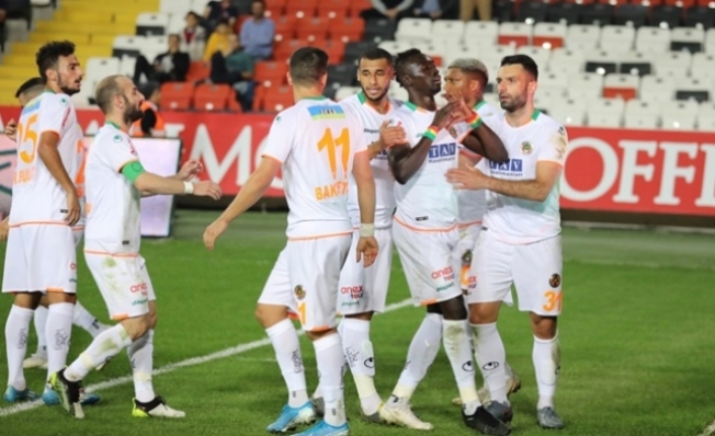 Aytemiz Alanyaspor, Gaziantep FK ile deplasmanda berabere kaldı