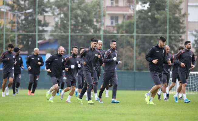 Alanyaspor- Antalyaspor maçında taraftar stada akın edecek