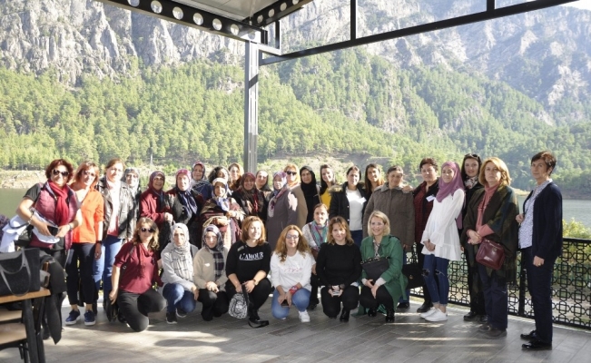 Kadın üreticilerle Antalya’ya teknik gezi