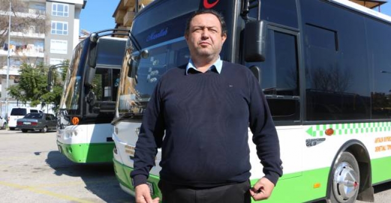 Alanya'da halk otobüsü şoförü 1.5 saat arayla 2 kez hayat kurtardı