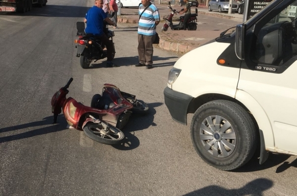 Alanya’da otomobilin çarptığı bisikletli yaralandı