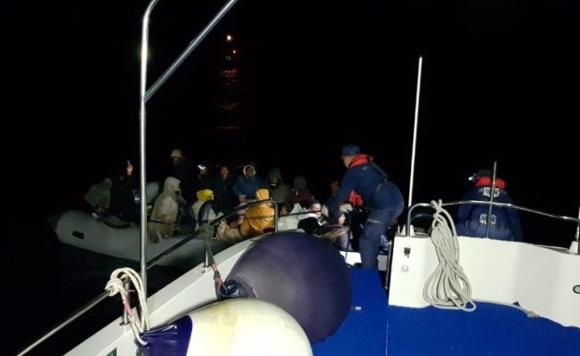 Bir lastik botta 36 kişi