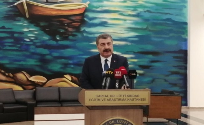 Sağlık Bakanı Koca: "Komşumuz ile sınırlarımızı geçici olarak kapatma kararı aldık"