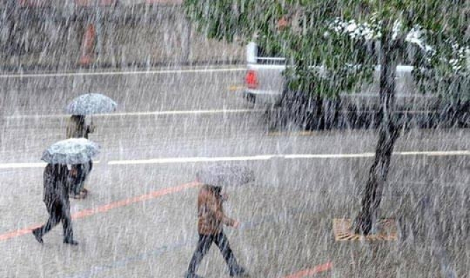Şiddetli fırtınaya dikkat! Alanya'da bugün hava nasıl olacak?