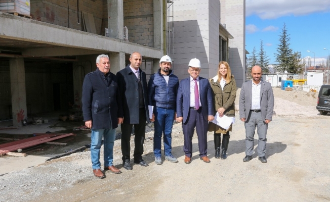 Yahyalı, yeni hastane için gün sayıyor