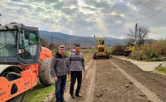 Yenipazar’a hizmetler sürüyor