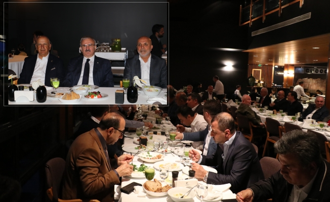 Alanyaspor ve Antalyaspor dostluk yemeğinde buluştu