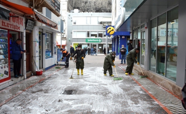 Kdz. Ereğli’de Cadde ve sokaklar yıkanıyor