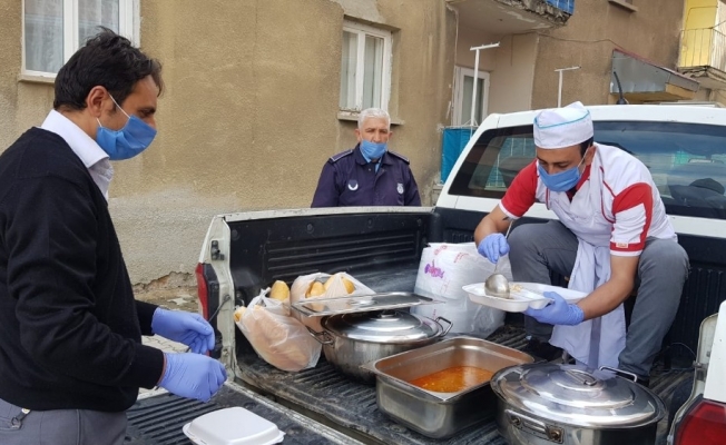 65 yaş üstü ailelere sıcak yemek servisi