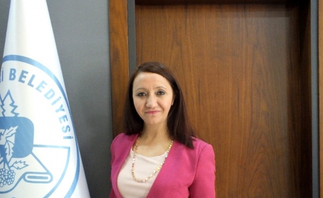 Başkan Tekin 1 maaşını ’Biz Bize Yeteriz Türkiyem’ kampanyasın bağışladı