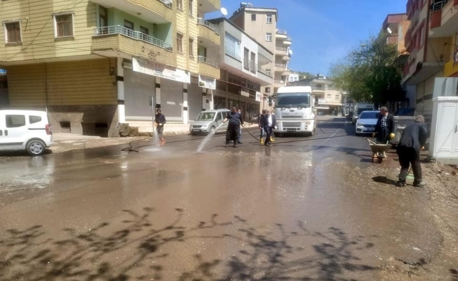 Çermik’te cadde ve sokaklar dezenfekte edildi