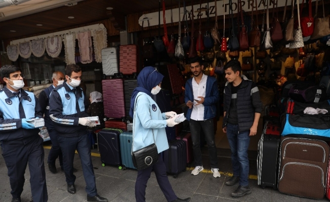 Diyarbakır’da esnaf ve vatandaşlara korona virüs bilgilendirmesi